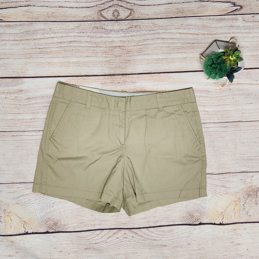 NEW!!! Women's J.Crew khaki Chino shorts Sz.10